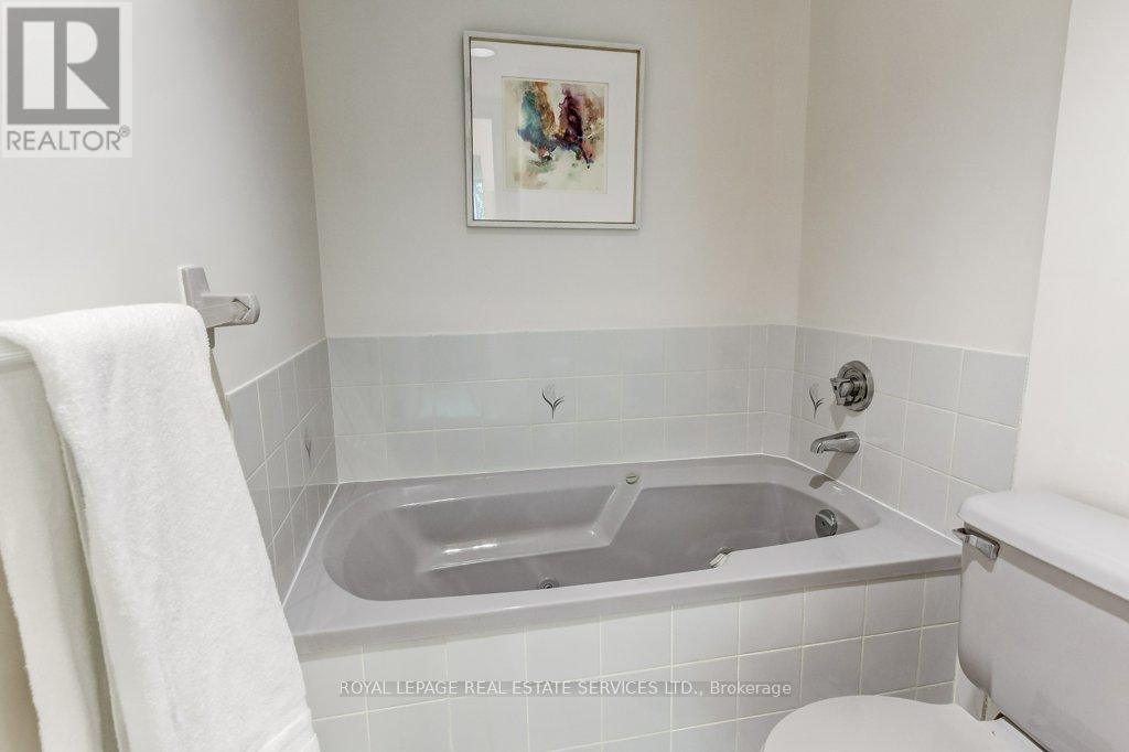 301 - 2121 Lakeshore Road, Burlington, Ontario  L7R 1C9 - Photo 41 - W13461766