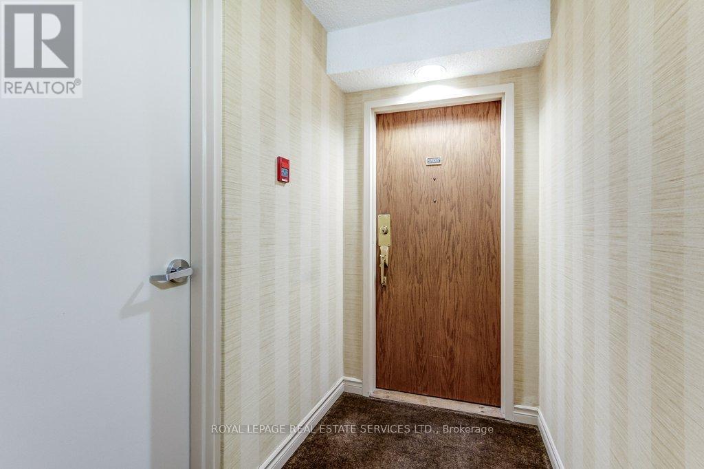 301 - 2121 Lakeshore Road, Burlington, Ontario  L7R 1C9 - Photo 9 - W13461766