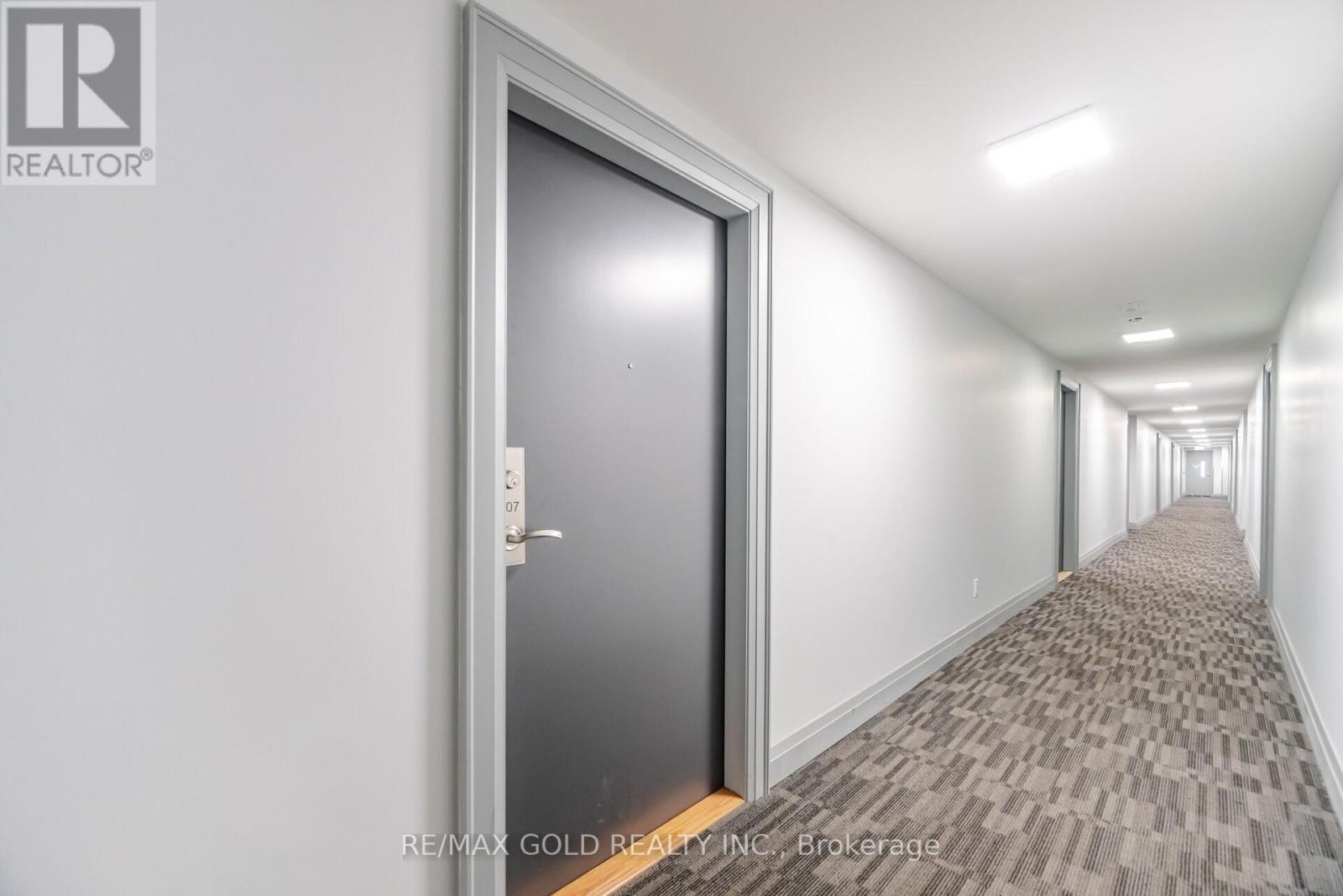 307 - 95 Attmar Drive, Brampton, Ontario  L6P 0Y6 - Photo 2 - W13461818
