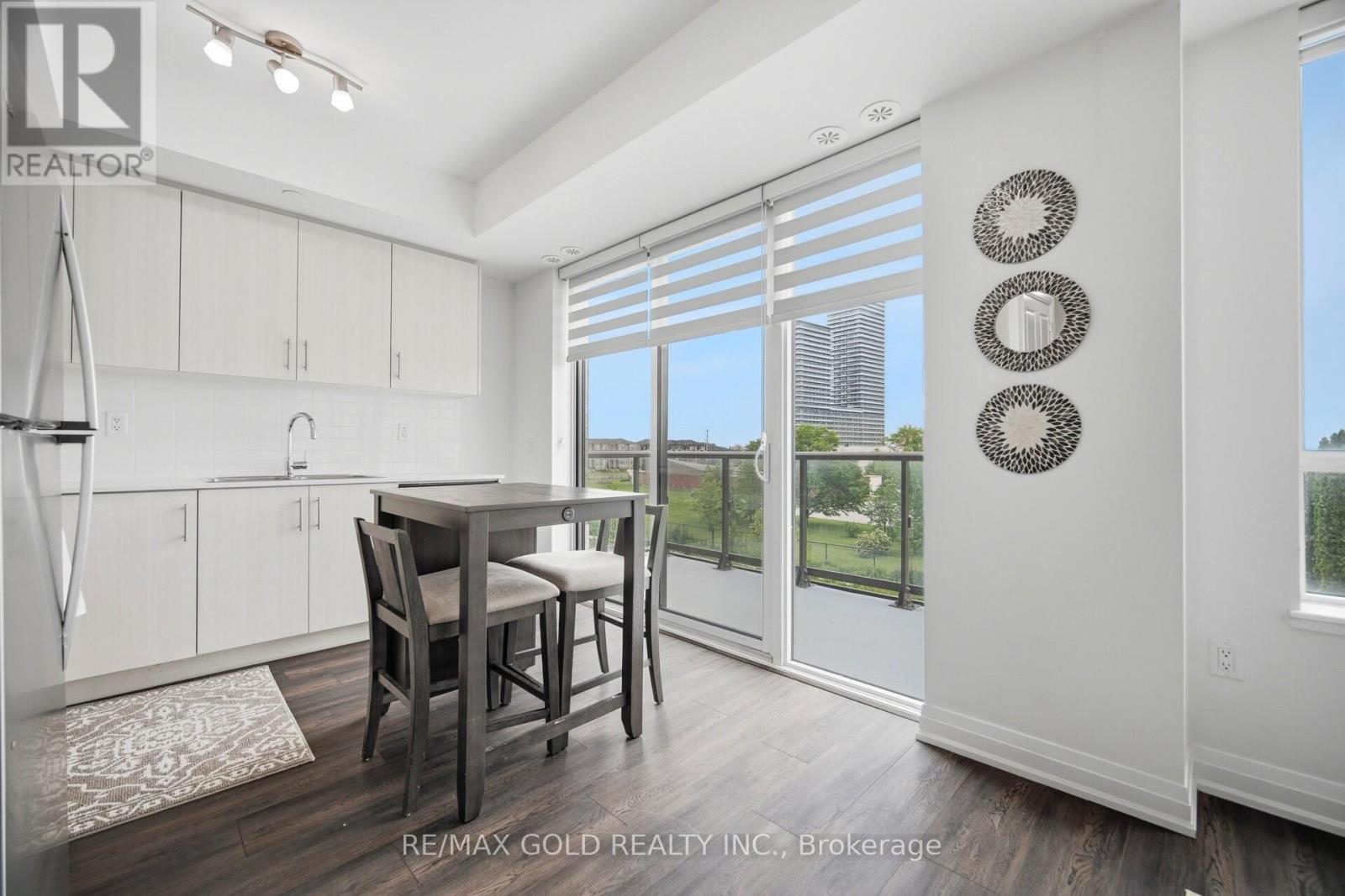 307 - 95 Attmar Drive, Brampton, Ontario  L6P 0Y6 - Photo 8 - W13461818