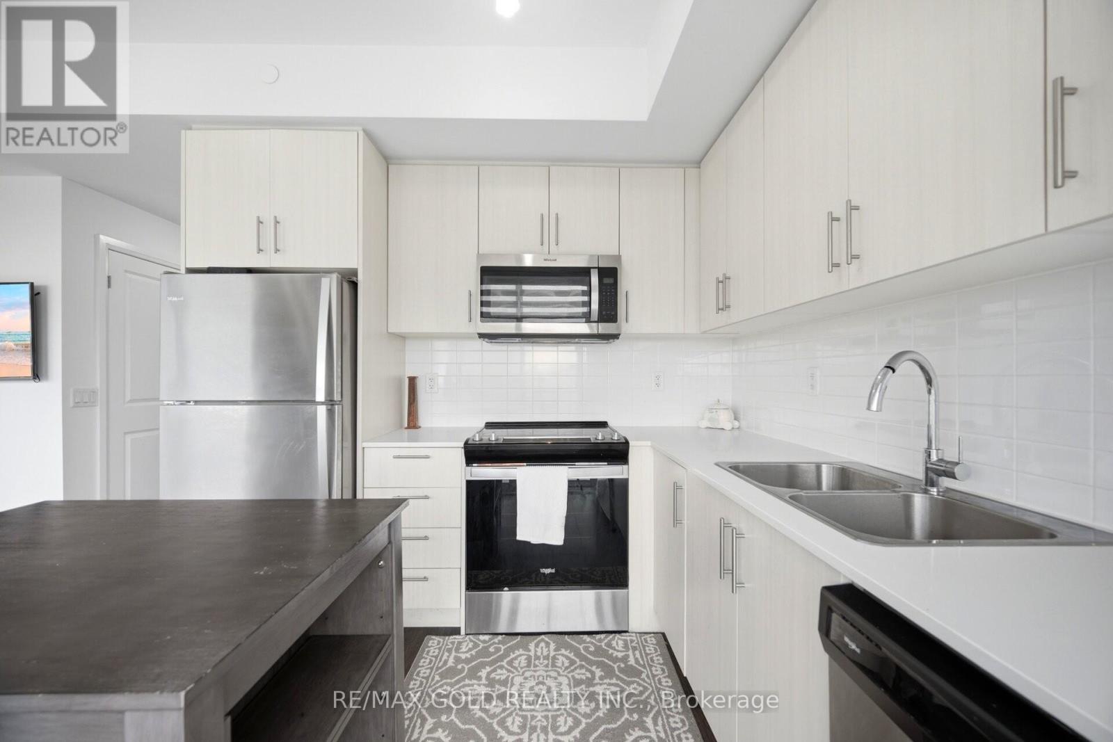 307 - 95 Attmar Drive, Brampton, Ontario  L6P 0Y6 - Photo 9 - W13461818