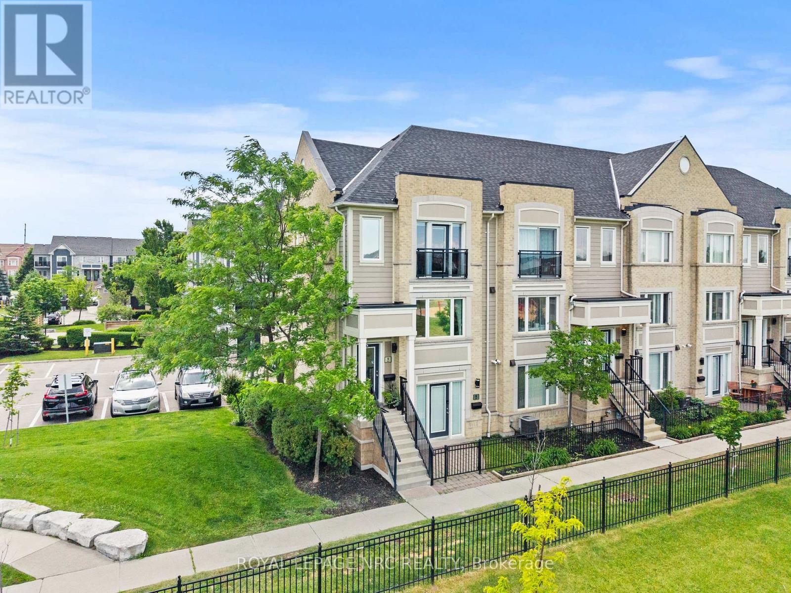 9 - 5035 Oscar Peterson Boulevard, Mississauga, Ontario  L5M 0P4 - Photo 2 - W13461826