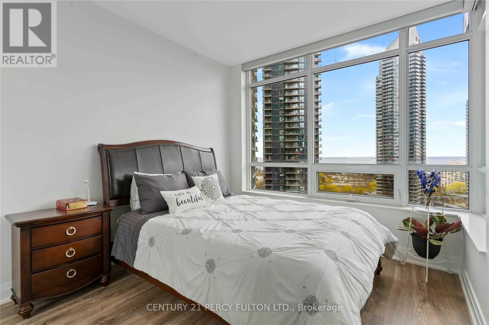 1401 - 36 Park Lawn Road, Toronto, Ontario  M8Y 3H8 - Photo 12 - W13461860