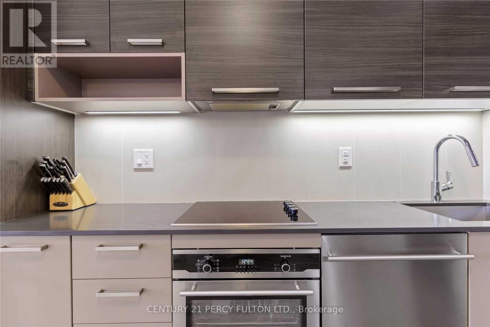 1401 - 36 Park Lawn Road, Toronto, Ontario  M8Y 3H8 - Photo 18 - W13461860