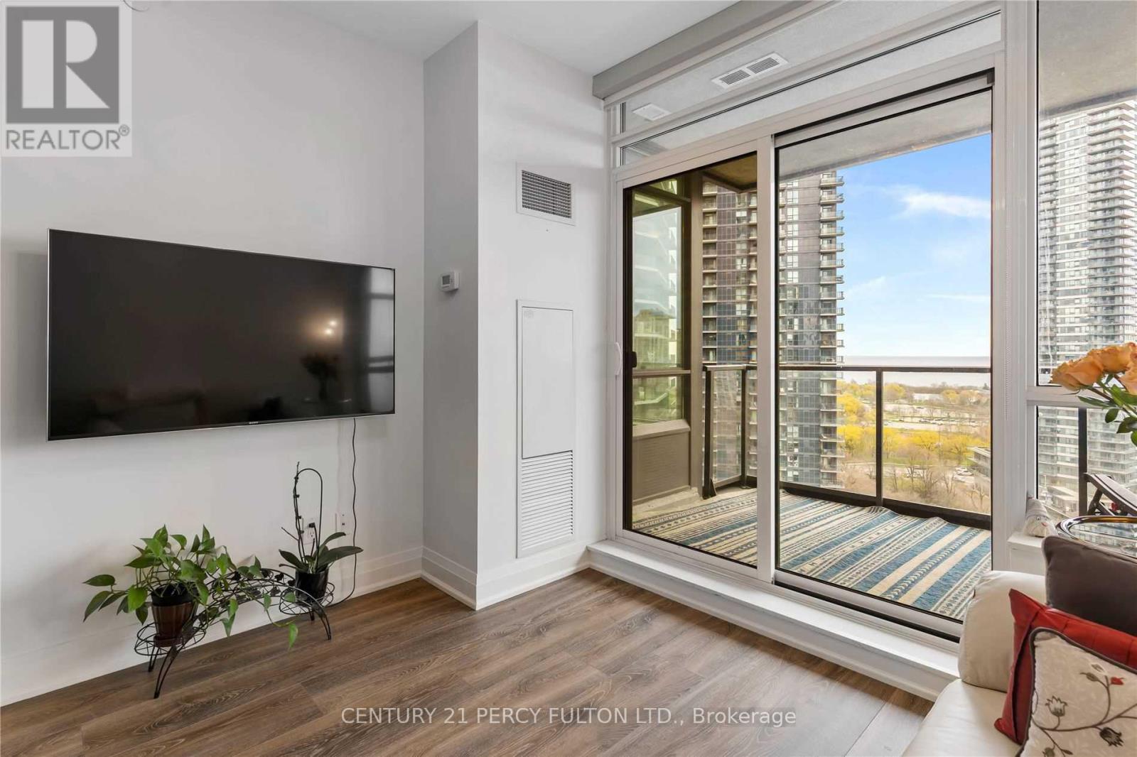 1401 - 36 Park Lawn Road, Toronto, Ontario  M8Y 3H8 - Photo 9 - W13461860