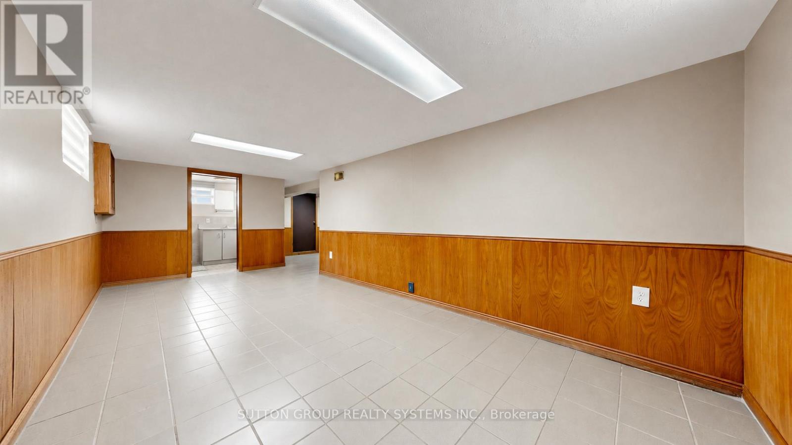 683 Old Weston Road, Toronto, Ontario  M6N 3B6 - Photo 18 - W13461936