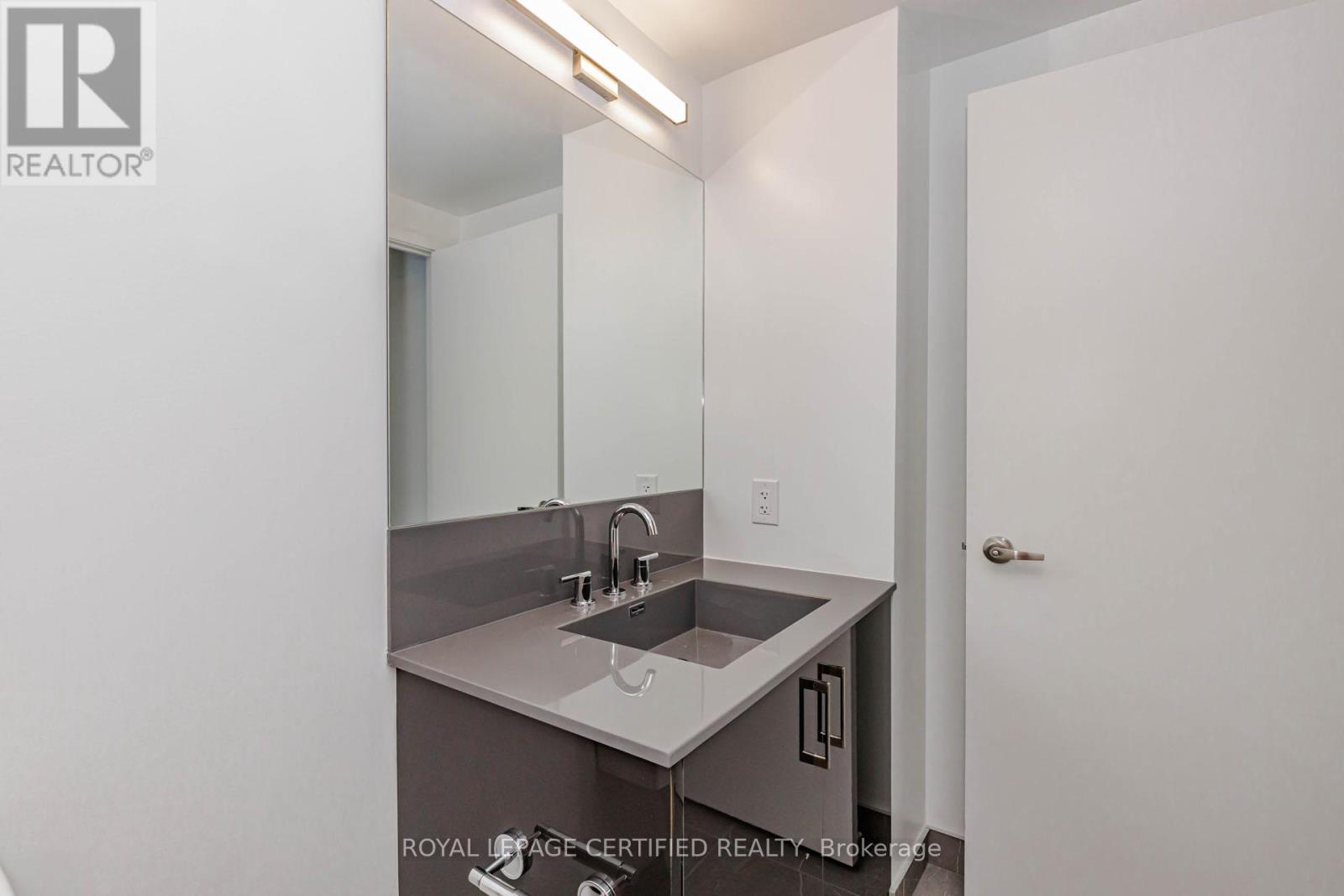 217 - 4010 Eglinton Avenue W, Toronto, Ontario  M9A 0G5 - Photo 29 - W13461956
