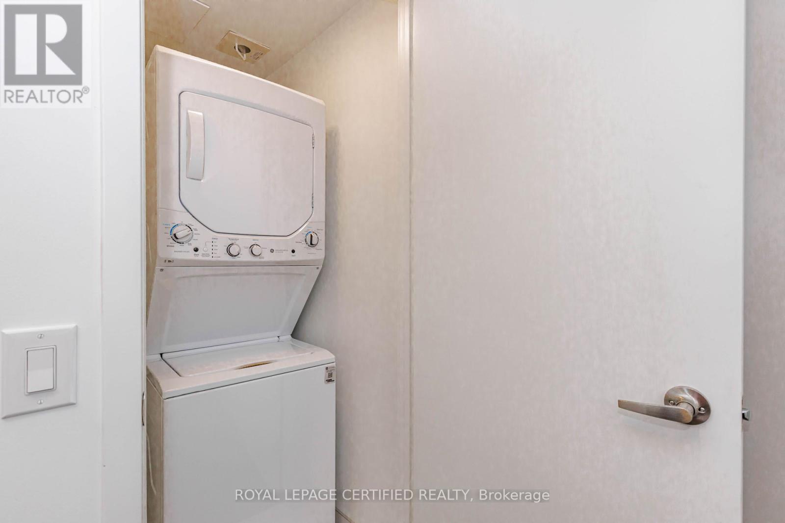 217 - 4010 Eglinton Avenue W, Toronto, Ontario  M9A 0G5 - Photo 38 - W13461956