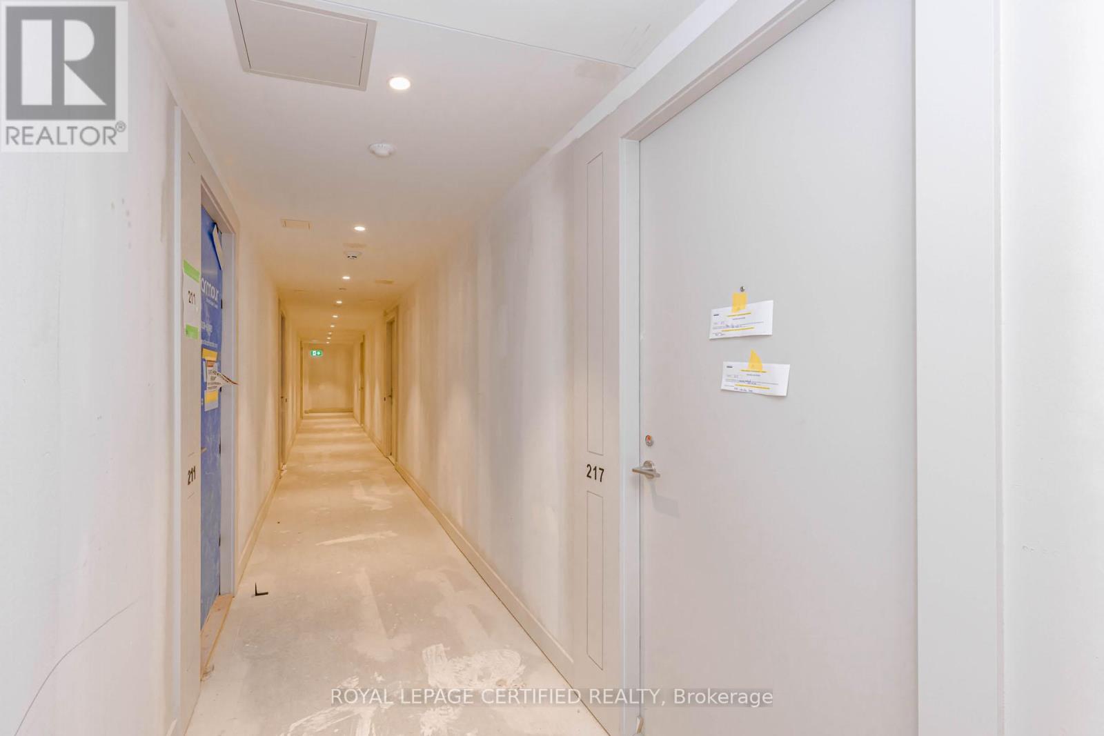 217 - 4010 Eglinton Avenue W, Toronto, Ontario  M9A 0G5 - Photo 6 - W13461956