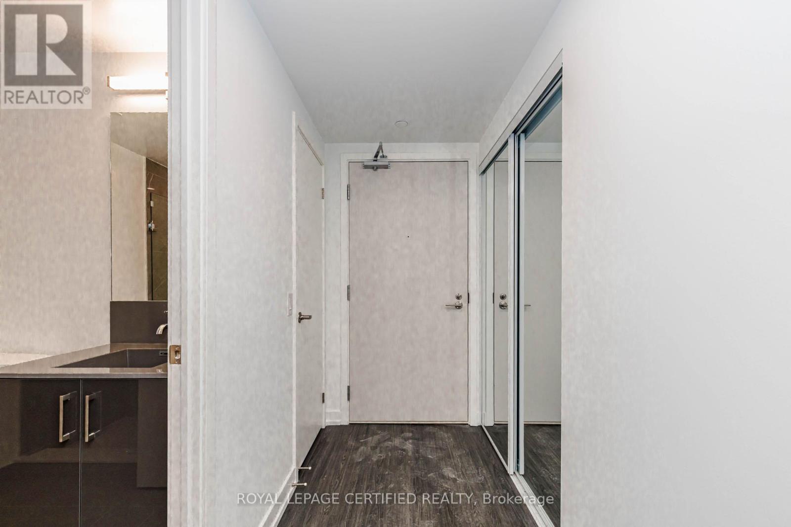 217 - 4010 Eglinton Avenue W, Toronto, Ontario  M9A 0G5 - Photo 8 - W13461956