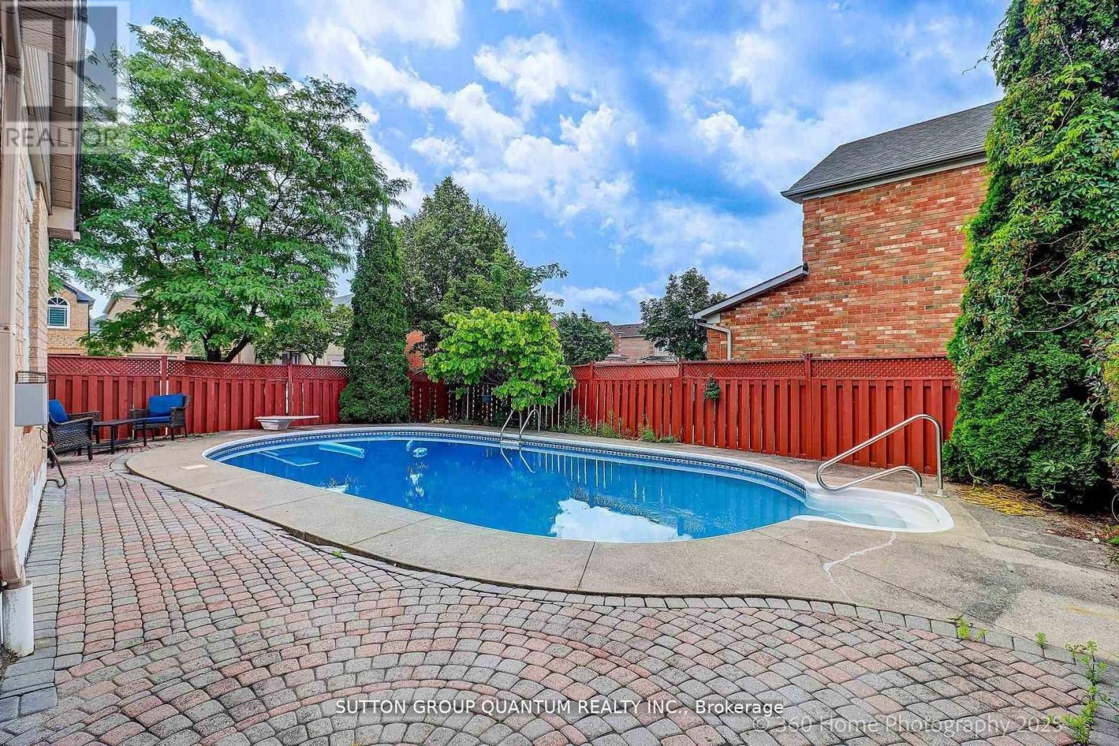 3246 Fanleaf Drive, Mississauga, Ontario  L5N 7C9 - Photo 25 - W13461958