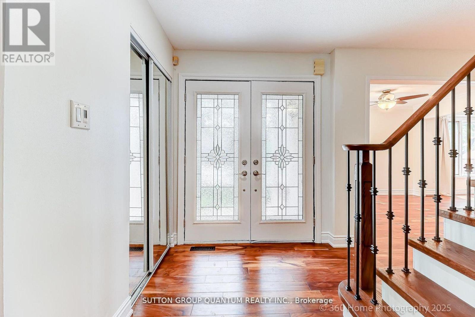 3246 Fanleaf Drive, Mississauga, Ontario  L5N 7C9 - Photo 4 - W13461958