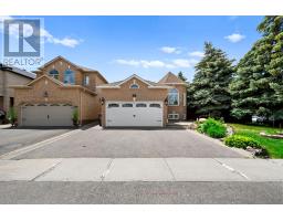 13 LIPTAY AVENUE, Caledon, Ontario