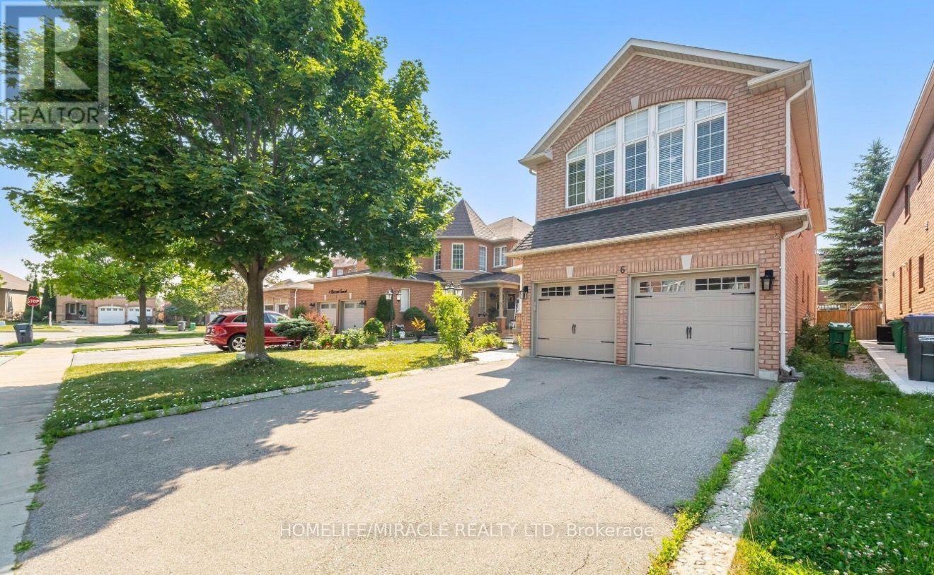 6 Baccarat Crescent, Brampton, Ontario  L7A 1K7 - Photo 1 - W13461996