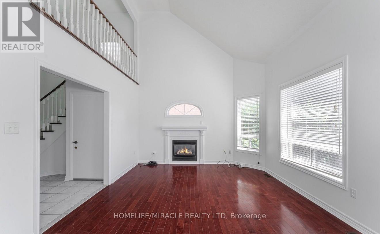 6 Baccarat Crescent, Brampton, Ontario  L7A 1K7 - Photo 5 - W13461996