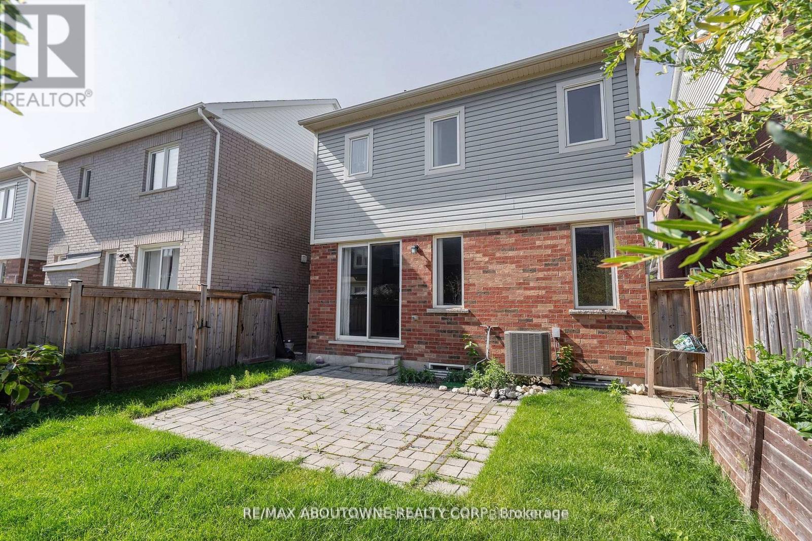 357 Snoek Point, Milton, Ontario L9T 8X9 - Photo 19 - W13462006