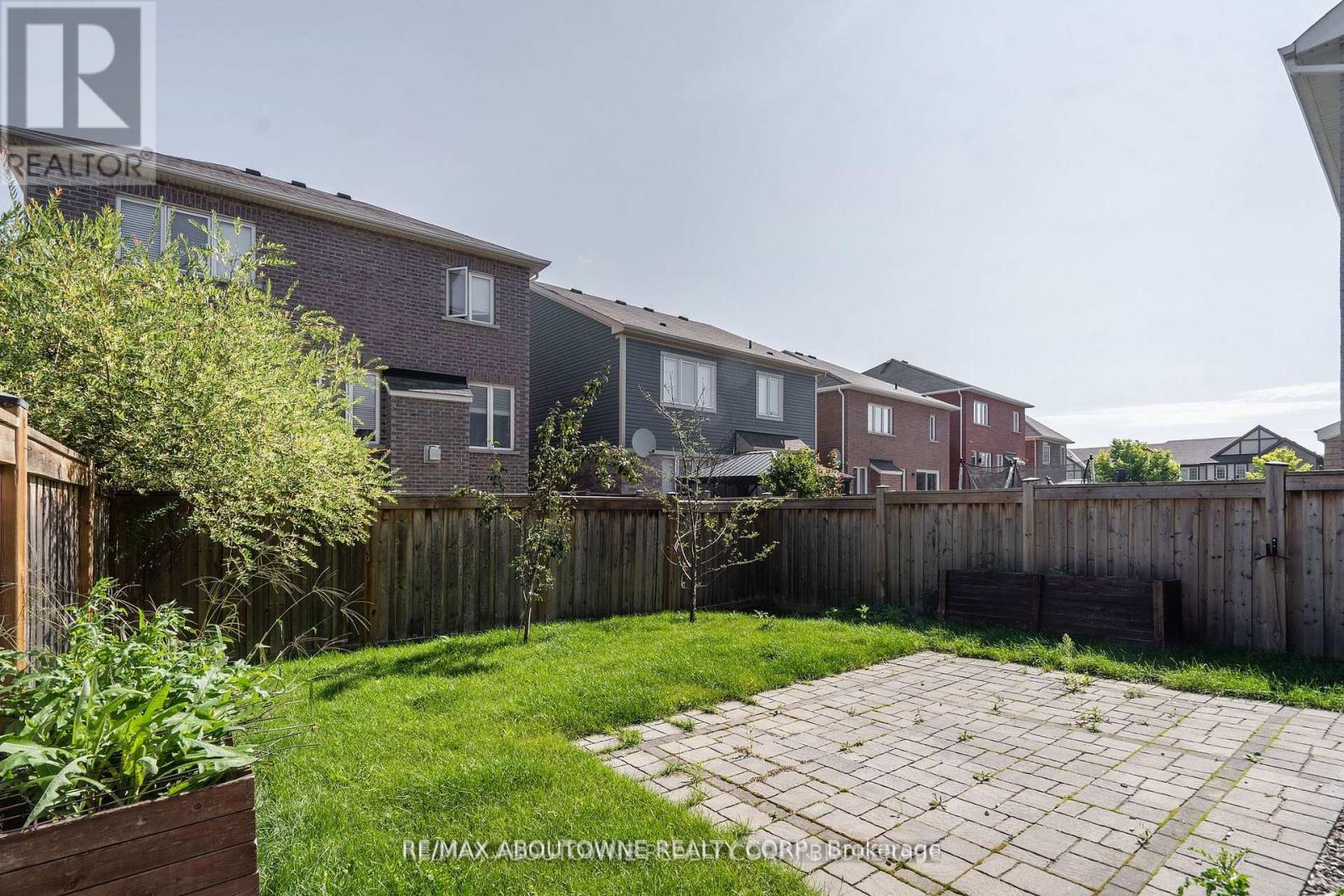 357 Snoek Point, Milton, Ontario L9T 8X9 - Photo 20 - W13462006