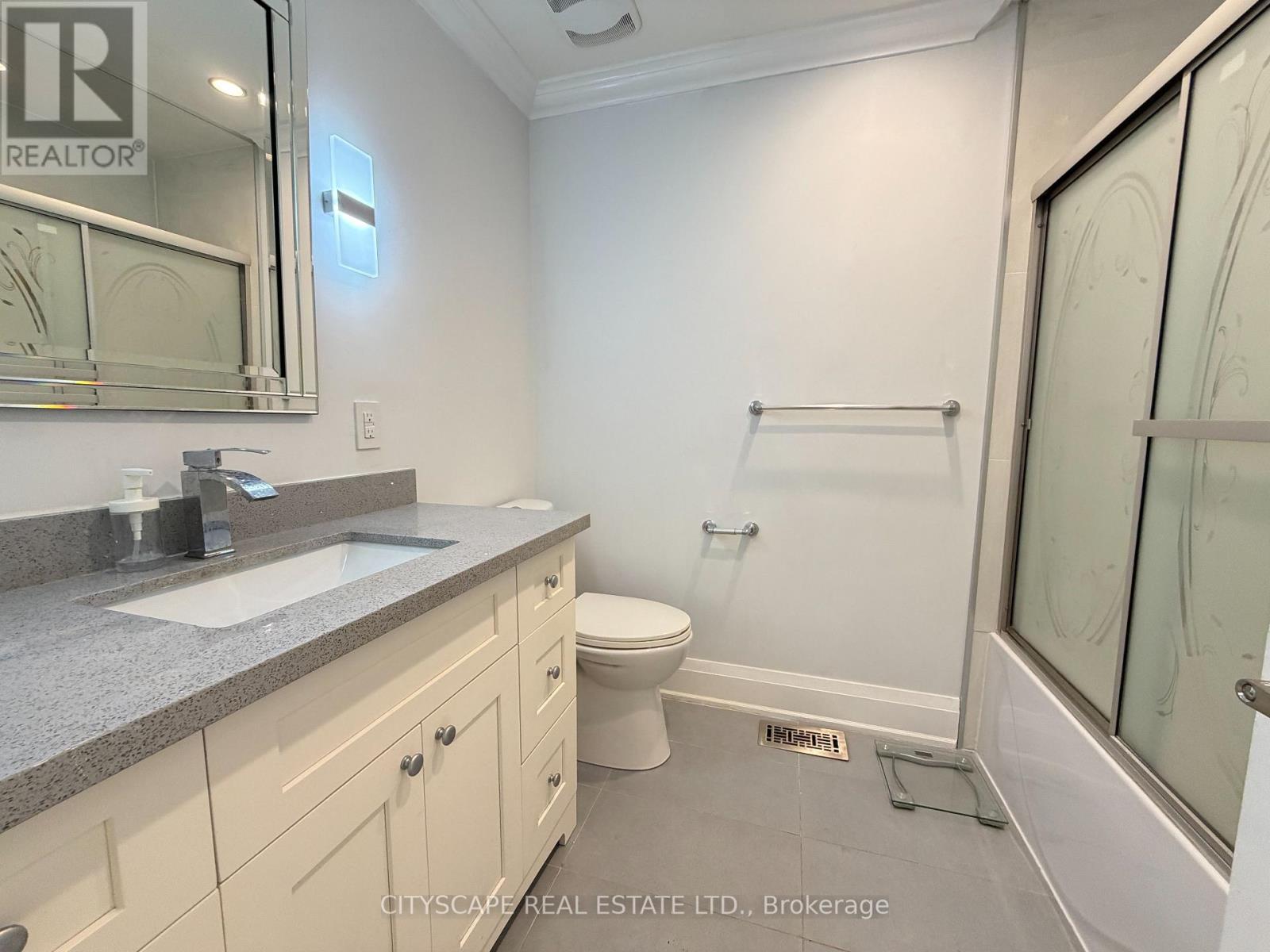 Upper - 135 Bonham Boulevard, Mississauga, Ontario  L5M 1C8 - Photo 22 - W13462010