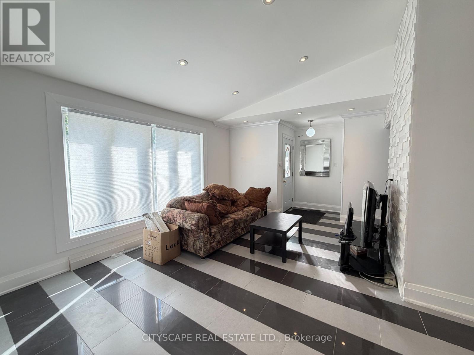 Upper - 135 Bonham Boulevard, Mississauga, Ontario  L5M 1C8 - Photo 40 - W13462010