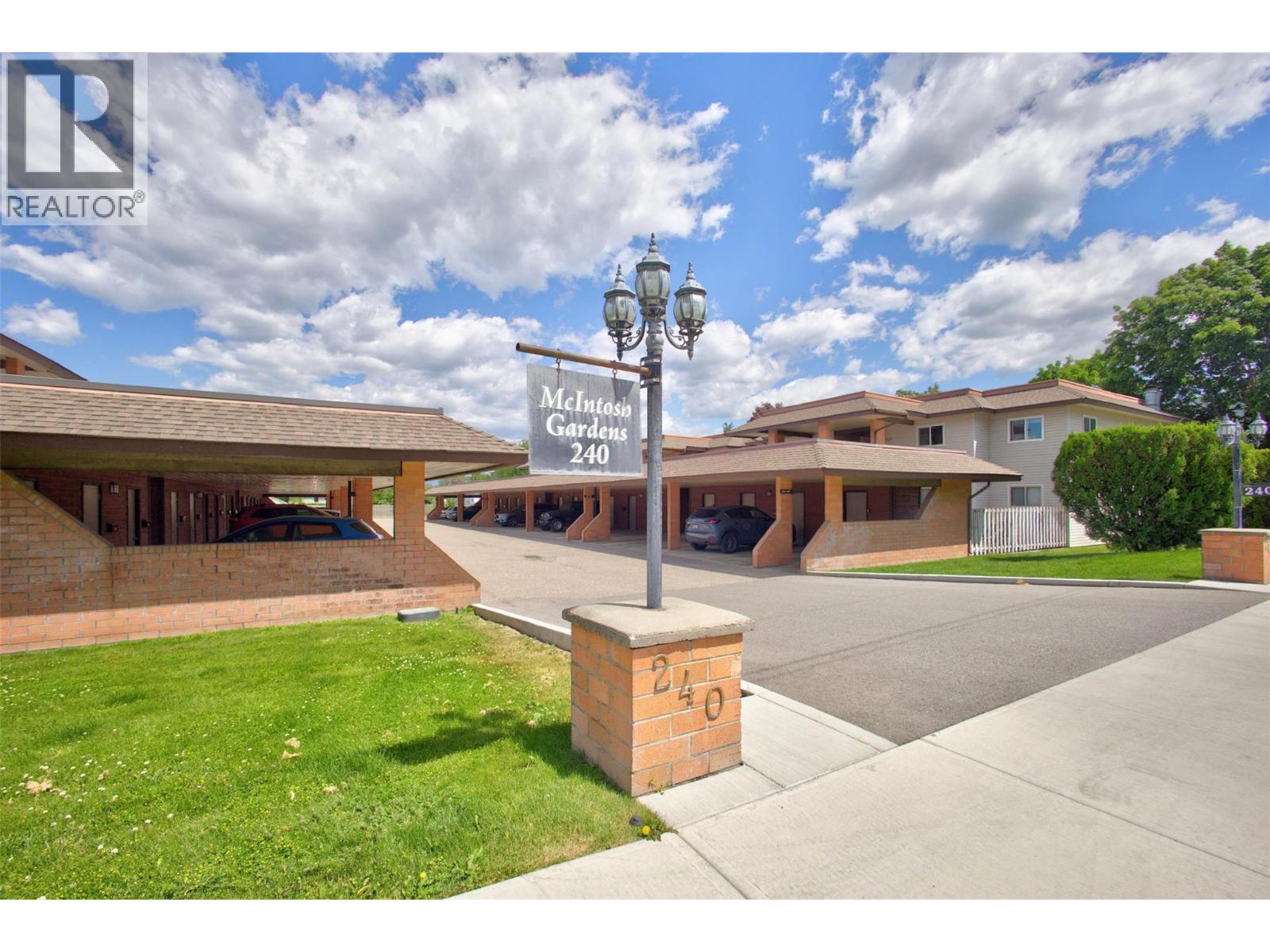 240 McIntosh Road Unit# 226