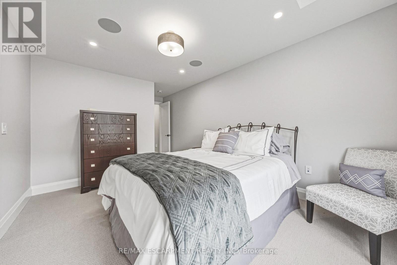 55 Robarts Drive, Hamilton, Ontario  L9K 0H5 - Photo 30 - X13461942