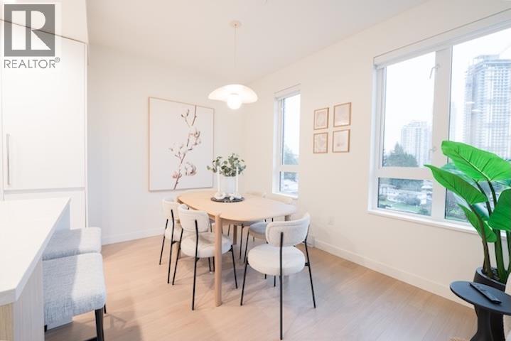 205 585 Kemsley Avenue, Coquitlam, British Columbia  V3J 3Z1 - Photo 4 - R3087162