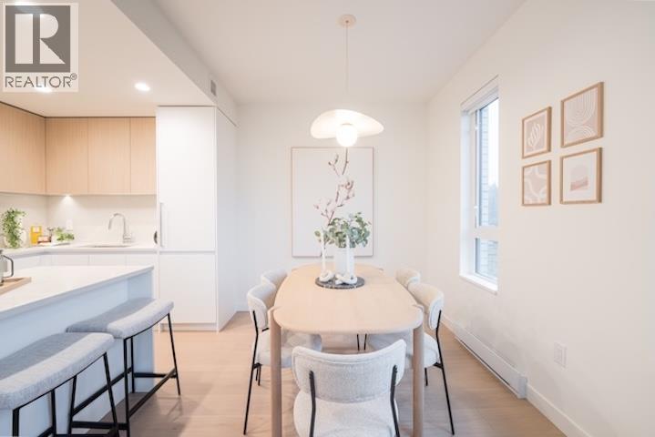 205 585 Kemsley Avenue, Coquitlam, British Columbia  V3J 3Z1 - Photo 5 - R3087162