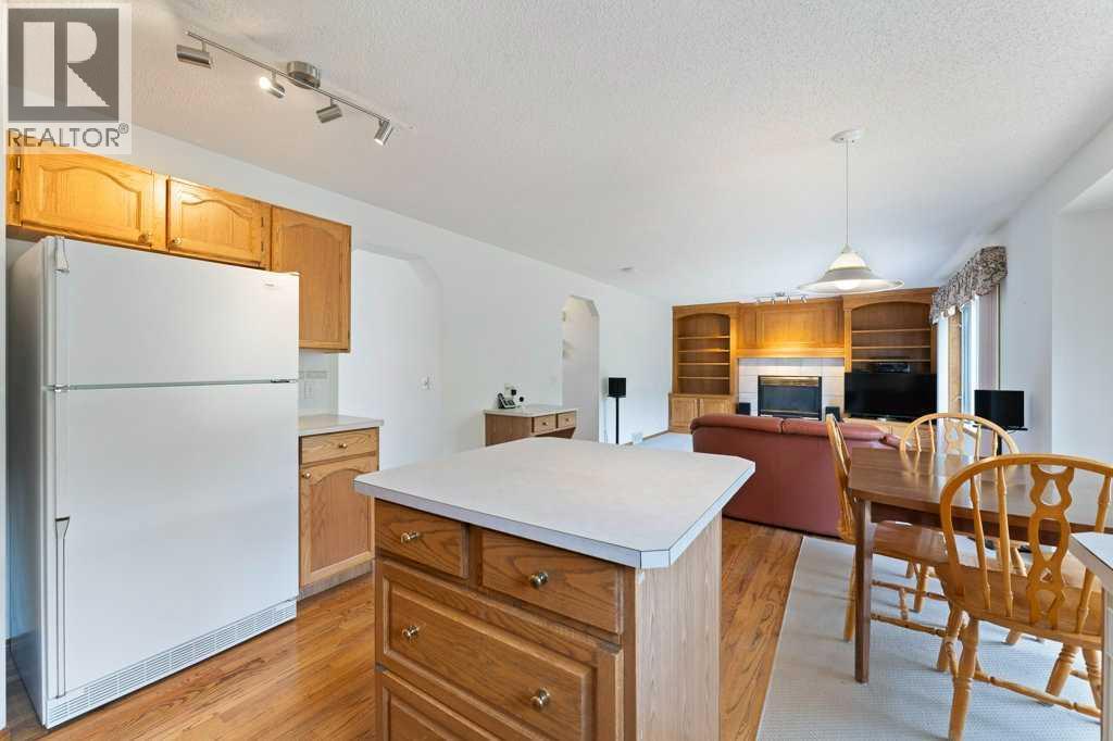 62 Edgebrook Heights NW, Calgary, Alberta  T3A 5M5 - Photo 12 - A2321381