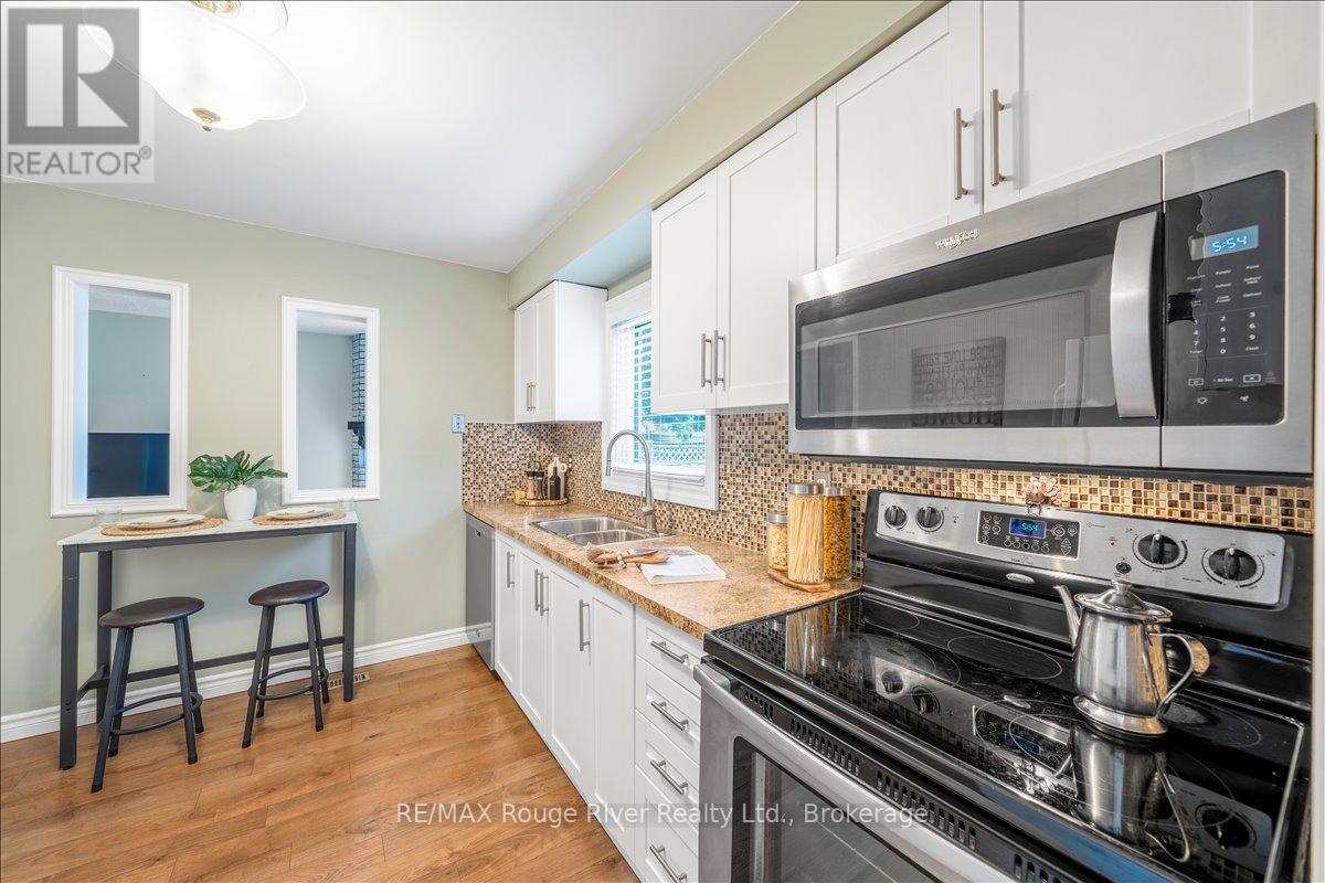 5 Gurr Crescent, Ajax, Ontario  L1T 2P6 - Photo 15 - E13462148