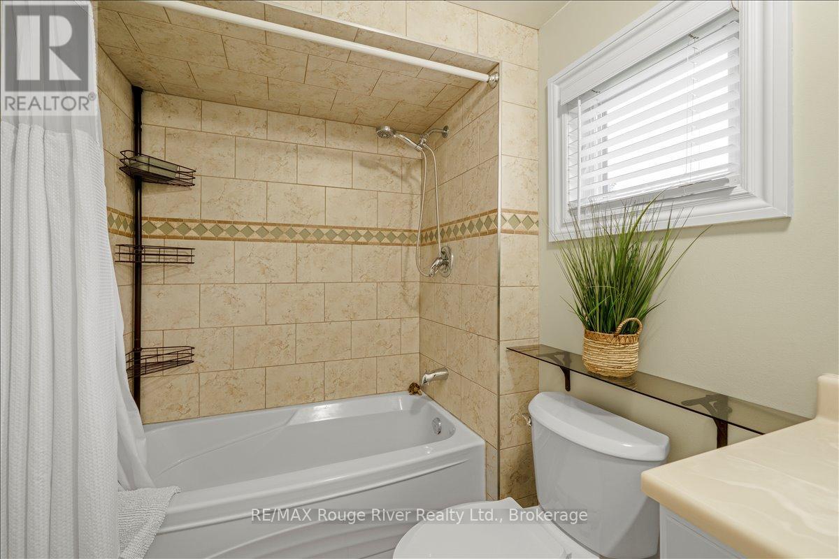 5 Gurr Crescent, Ajax, Ontario  L1T 2P6 - Photo 30 - E13462148