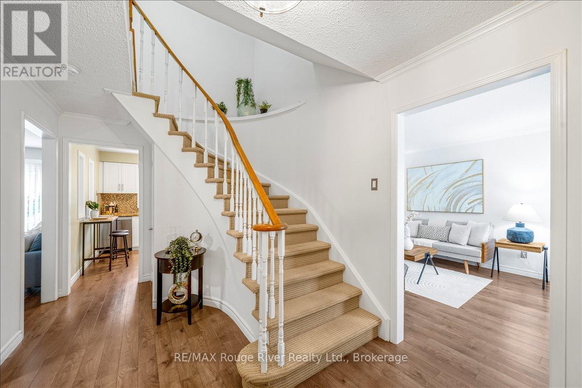 5 Gurr Crescent, Ajax, Ontario  L1T 2P6 - Photo 5 - E13462148
