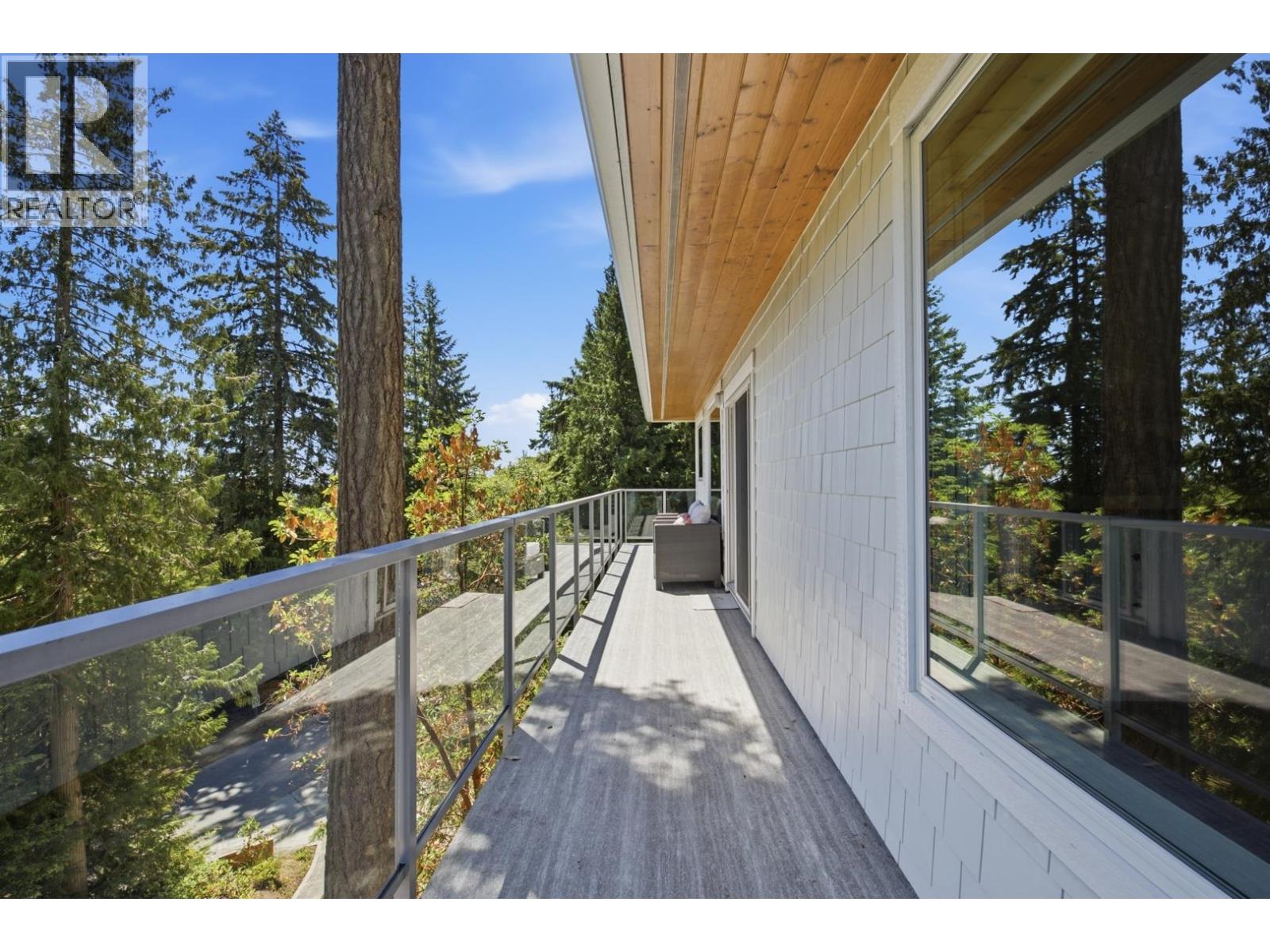 5673 Salmon Drive, Sechelt, British Columbia  V0N 3A0 - Photo 22 - R3137416
