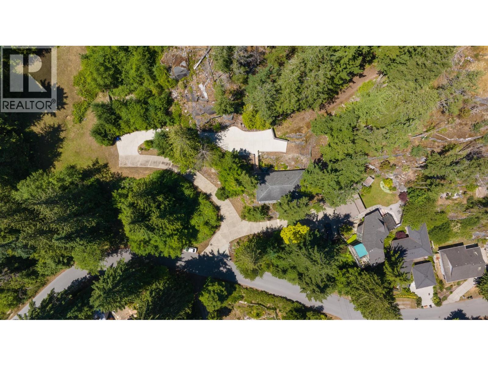 5673 Salmon Drive, Sechelt, British Columbia  V0N 3A0 - Photo 24 - R3137416