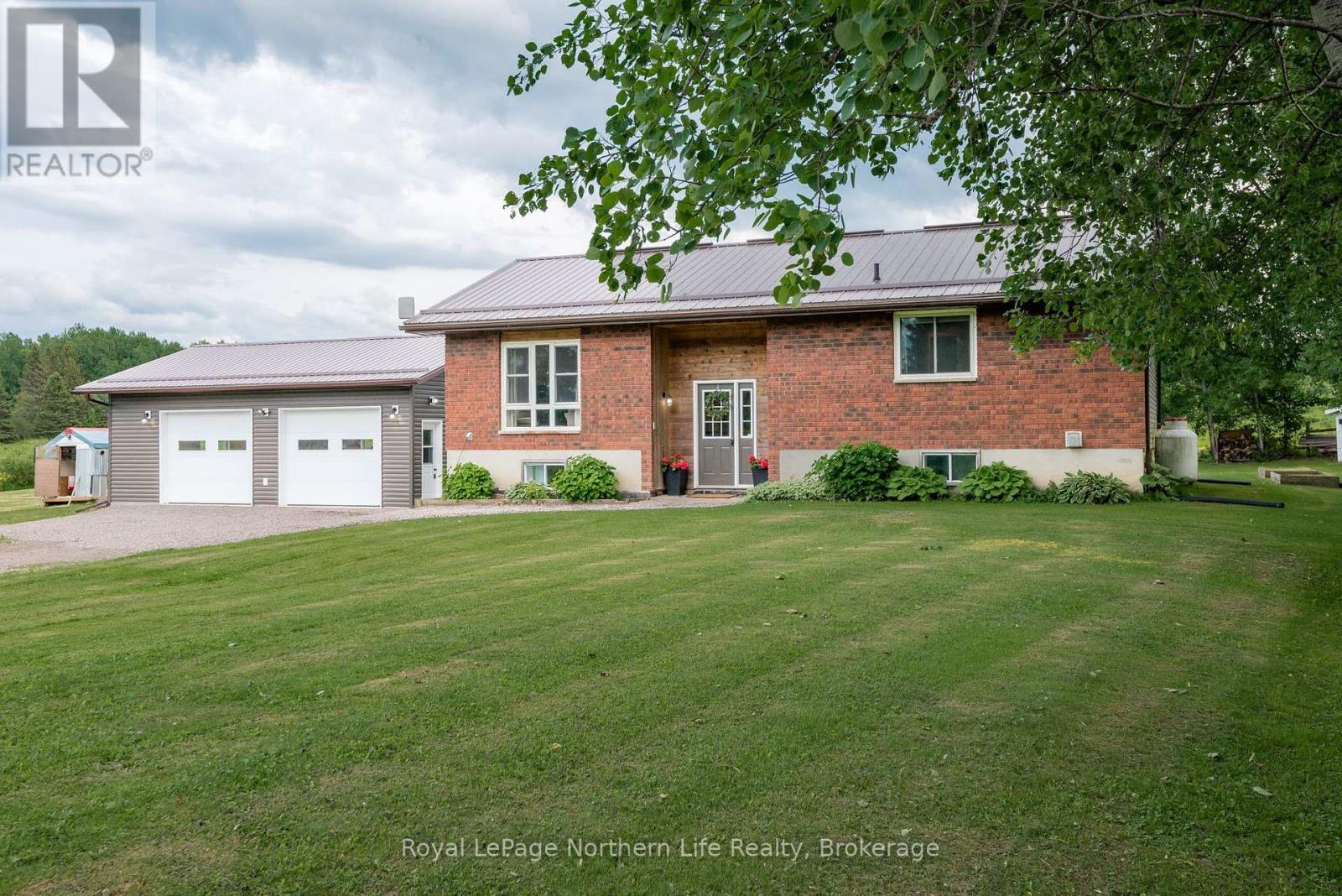 989 Pioneer Road, Chisholm, Ontario  P0H 1Z0 - Photo 2 - X13462154