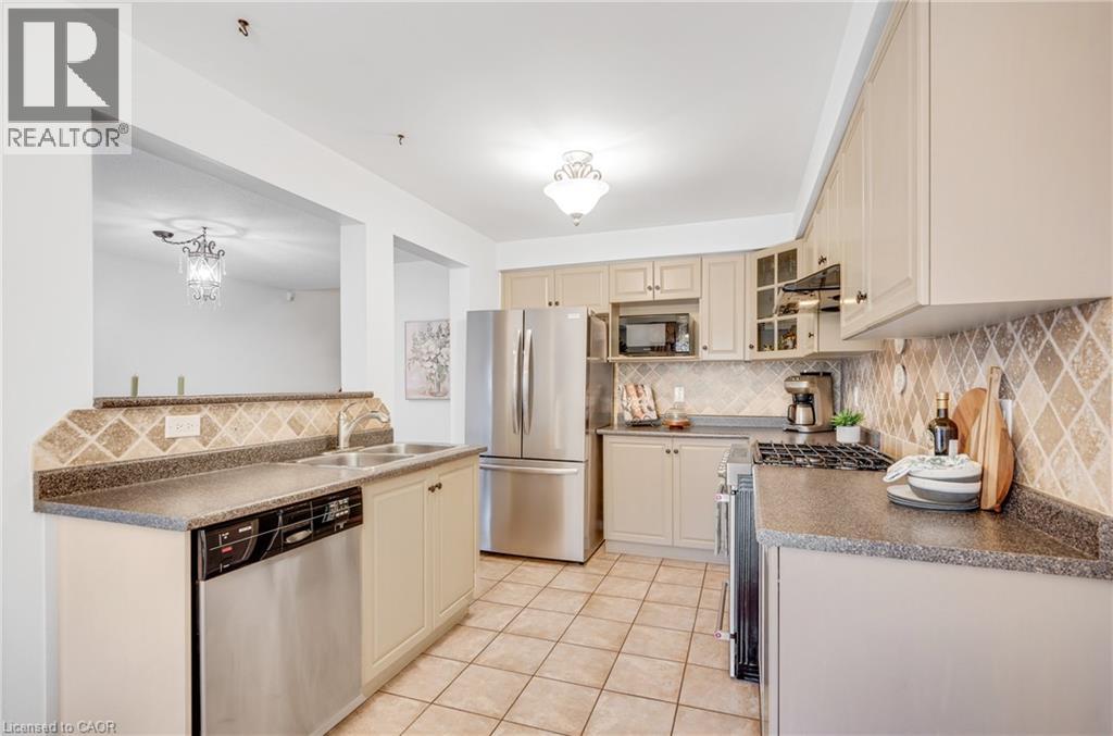 117 Frances Avenue, Stoney Creek, Ontario  L8E 6A3 - Photo 11 - 40840990