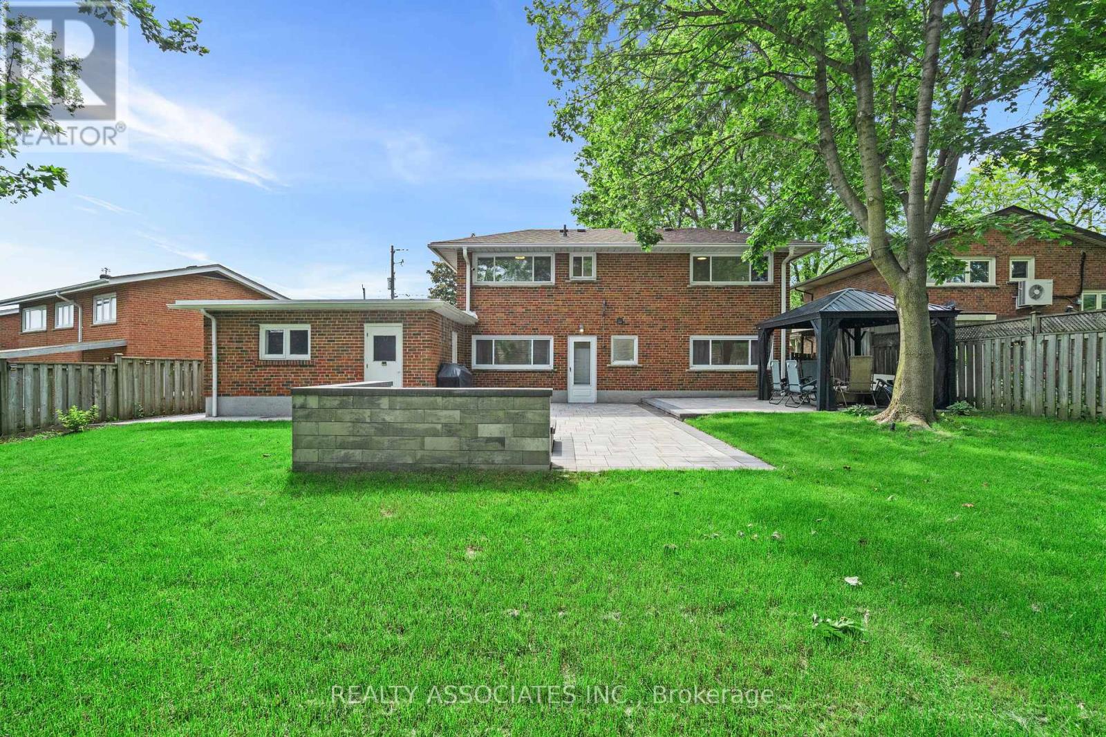 12 By Pass Court, Toronto, Ontario  M1T 1L1 - Photo 40 - E13462002
