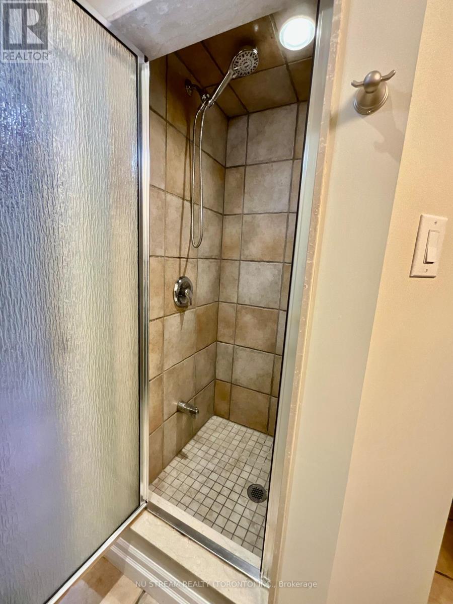 45 Emmeloord Crescent, Markham, Ontario  L3R 1P9 - Photo 36 - N13461264