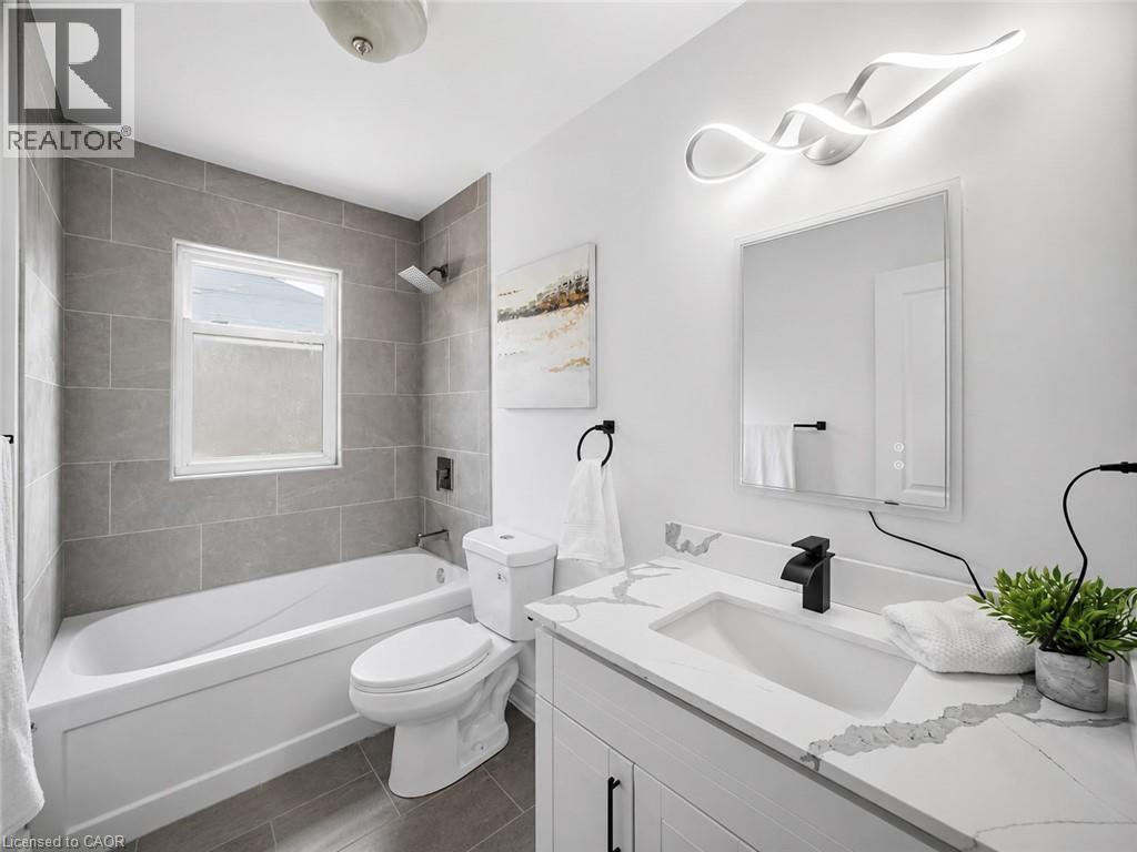 627 Upper Sherman Avenue, Hamilton, Ontario  L8V 3M4 - Photo 13 - 40840836