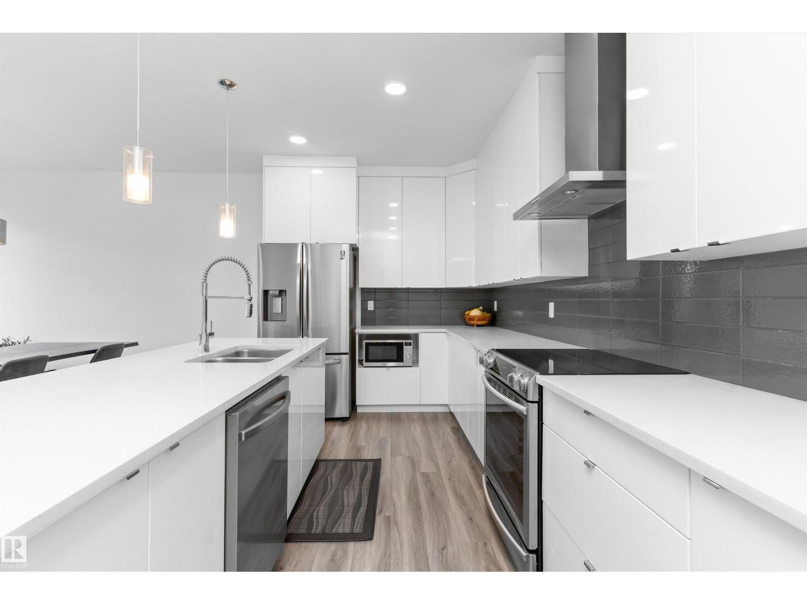 16624 32 Av Sw, Edmonton, Alberta  T6W 4R2 - Photo 7 - E4494350