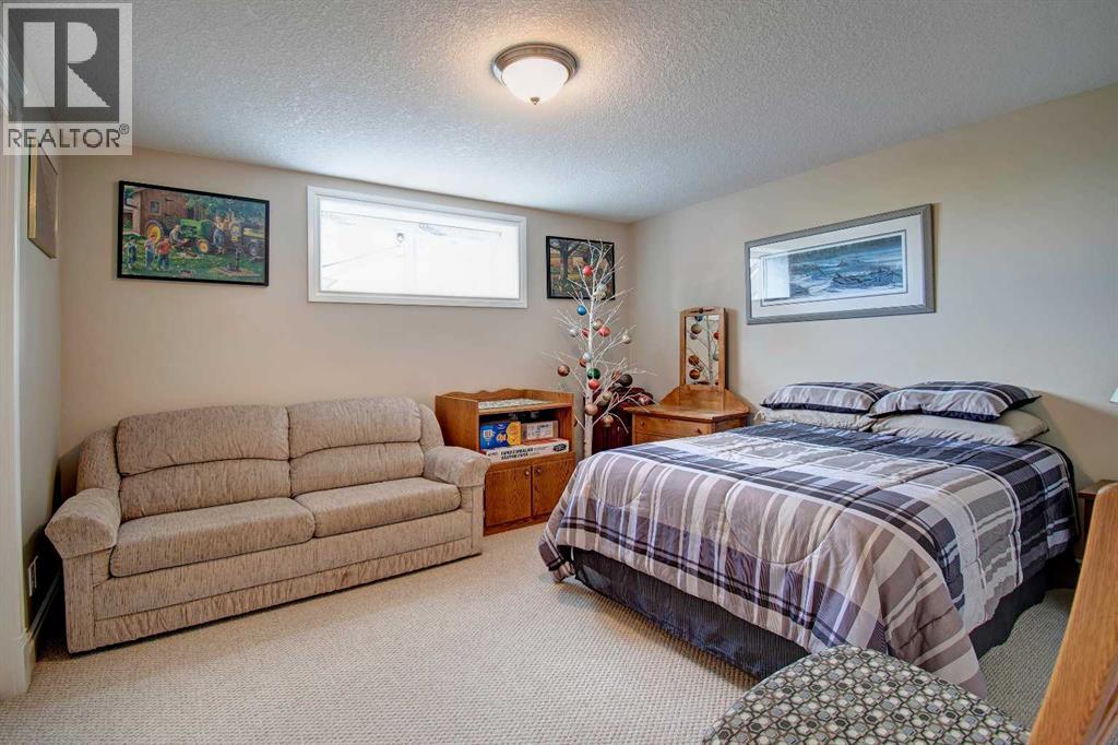 242 Kingsbury View Se, Airdrie, Alberta  T4A 0E6 - Photo 29 - A2317914