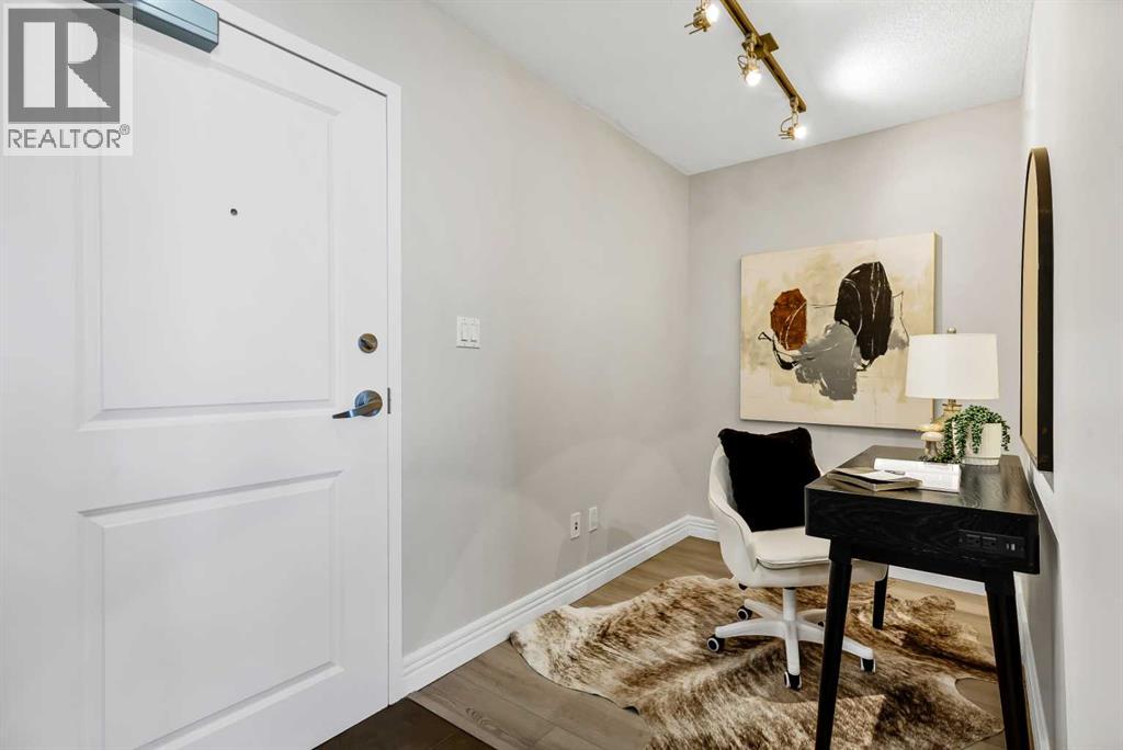 304, 55 Spruce Place SW, Calgary, Alberta  T3C 3X5 - Photo 2 - A2320754