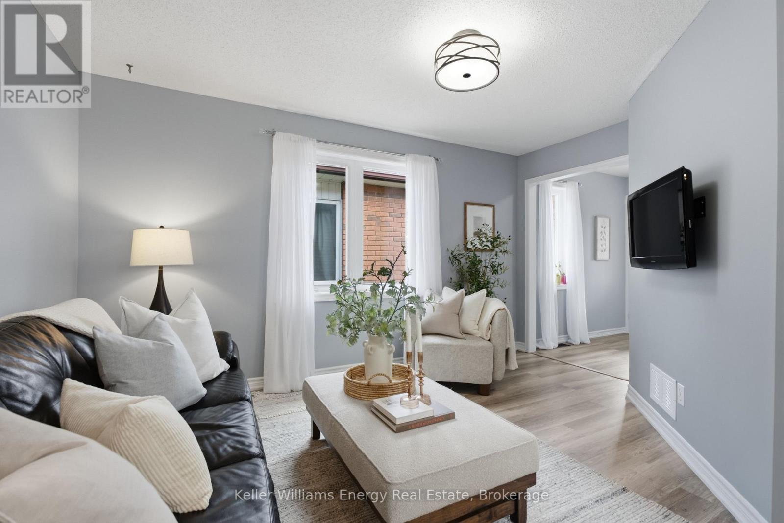 16 John Walter Crescent, Clarington, Ontario  L1E 2W6 - Photo 6 - E13461328