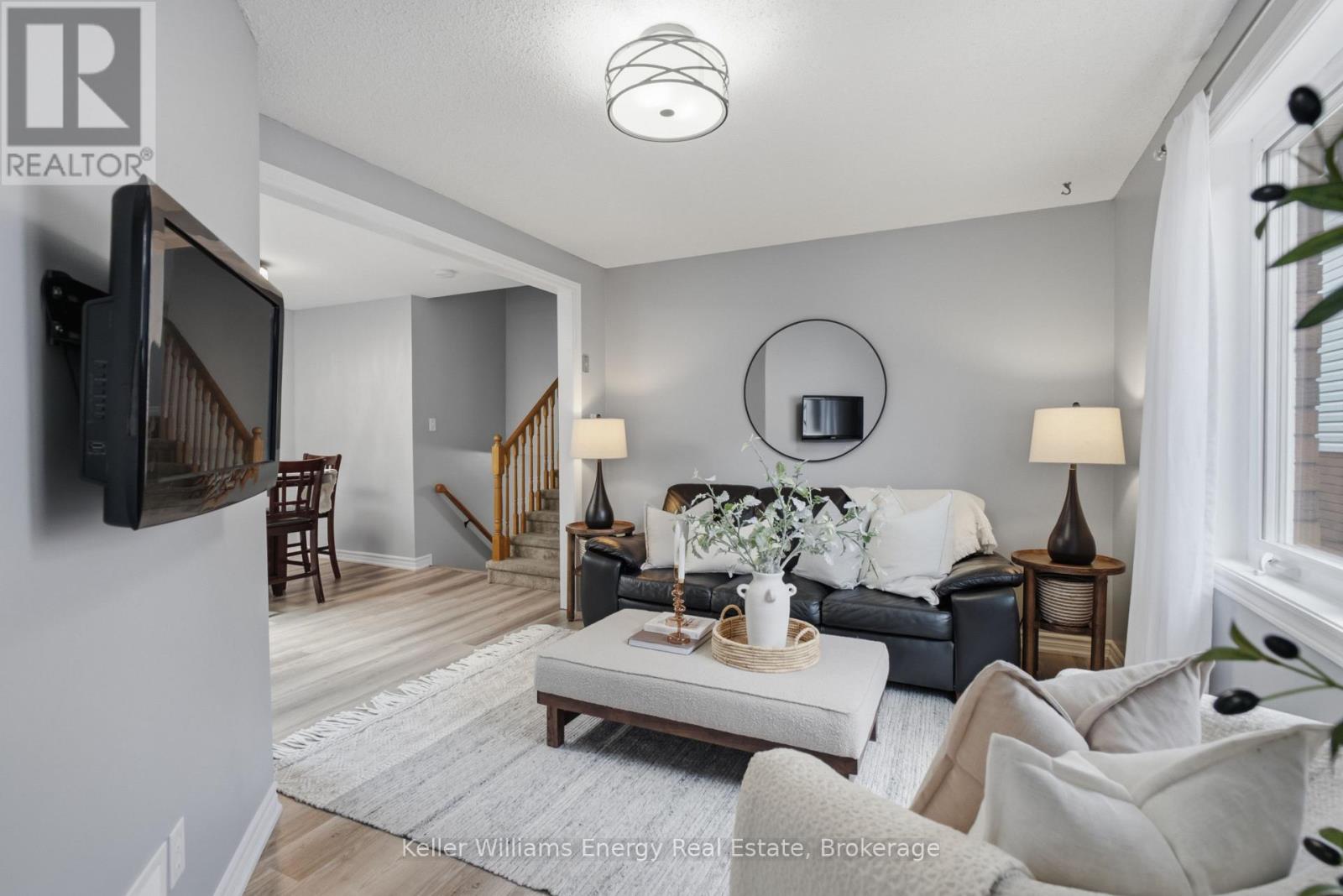 16 John Walter Crescent, Clarington, Ontario  L1E 2W6 - Photo 5 - E13461328