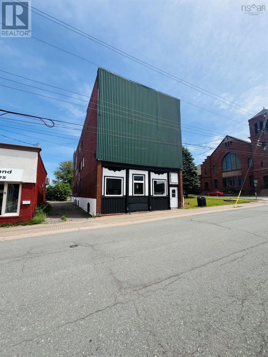 10 Havelock Street, Amherst, Nova Scotia