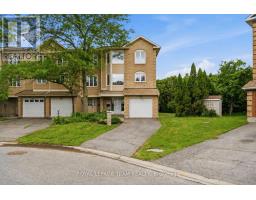 18 ARBORDALE CRESCENT, Ottawa, Ontario