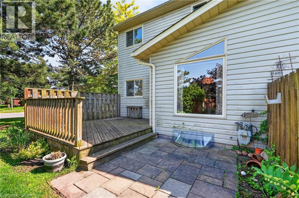 9 Wentworth Drive Unit# 2, Grimsby, Ontario  L3M 5H9 - Photo 26 - 40836611