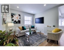 727 COLLEGE Avenue, Woodstock, Ontario