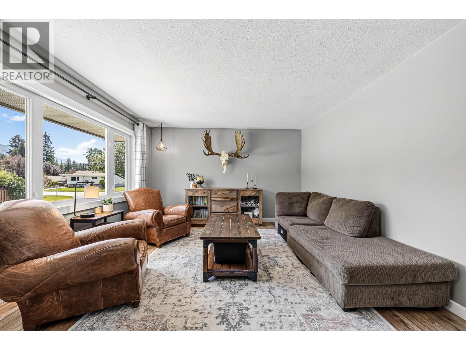 471 Engelmann Spruce Drive, Sparwood, British Columbia  V0B 2G0 - Photo 4 - 10390392