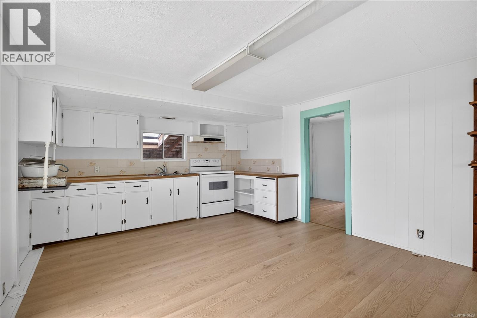 5545 Island Hwy S, Union Bay, British Columbia  V0R 3B0 - Photo 18 - 1040628