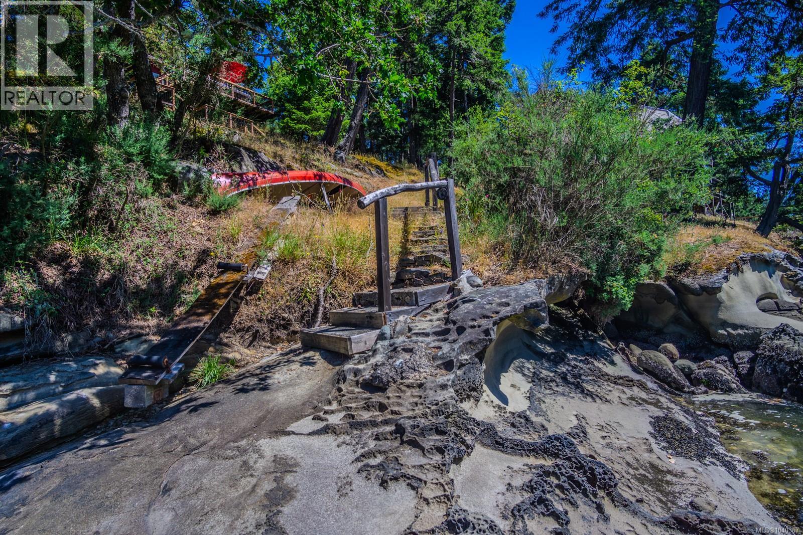 75 Whaler Bay Rd, Galiano Island, British Columbia  V0N 1P0 - Photo 24 - 1040367